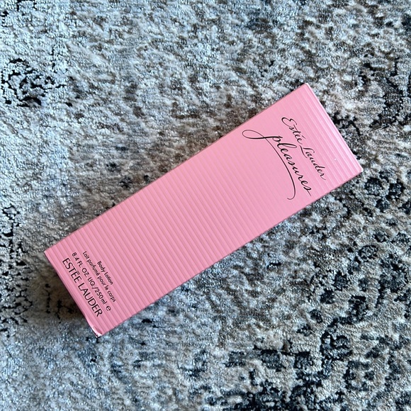 Estee Lauder Bath & Body Womens Estee Este Lauder Pleasure Body